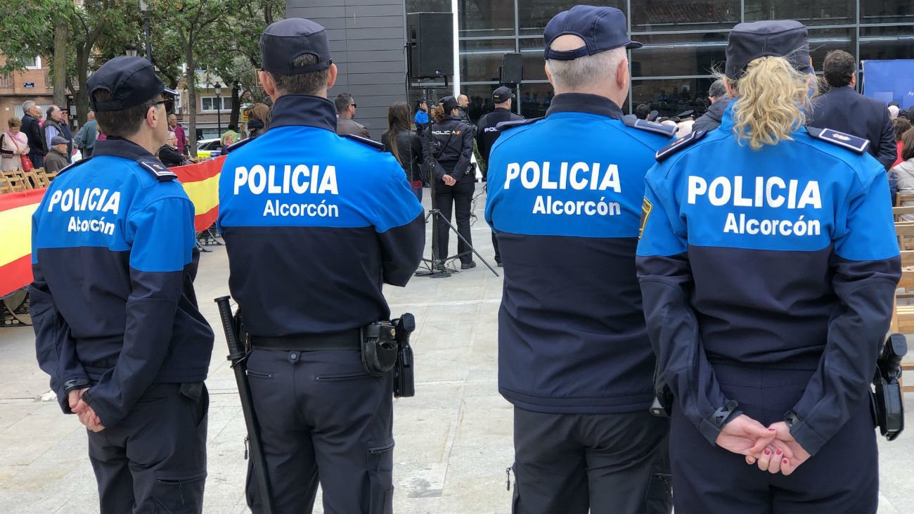 Refuerzan la seguridad en torno al narcopiso de la calle Madrid de Alcorcón.