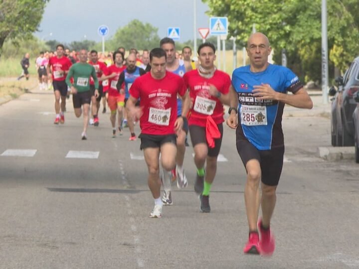 Más de 600 corredores honran a los Bomberos fallecidos en Alcorcón