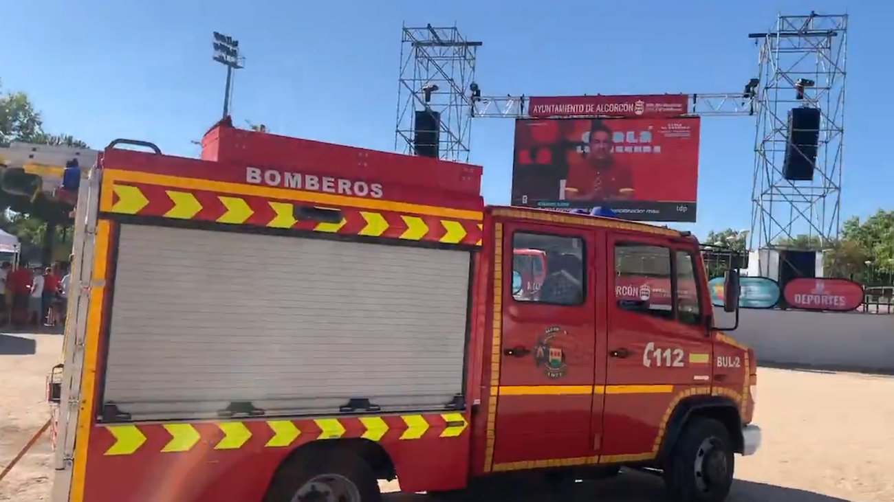 Incendio controlado en el CREAA de Alcorcón durante las celebraciones del Mundial